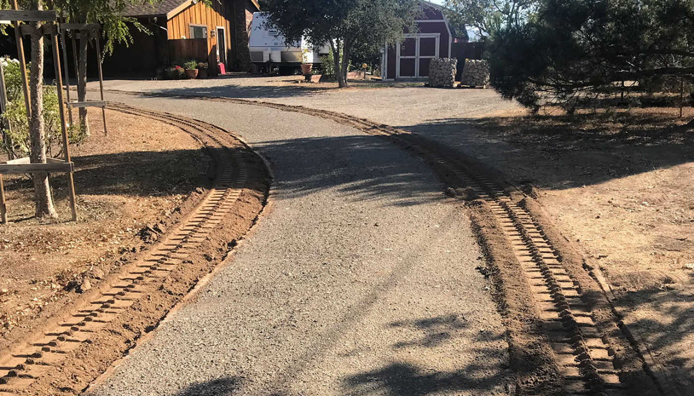 Embedded Aggregate Surface Course Midwest 06