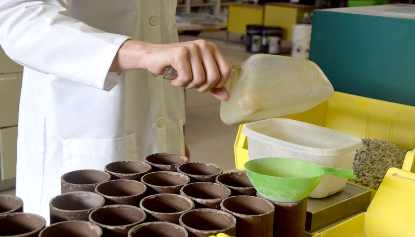 Lab Soil Testing Lab Technician 03